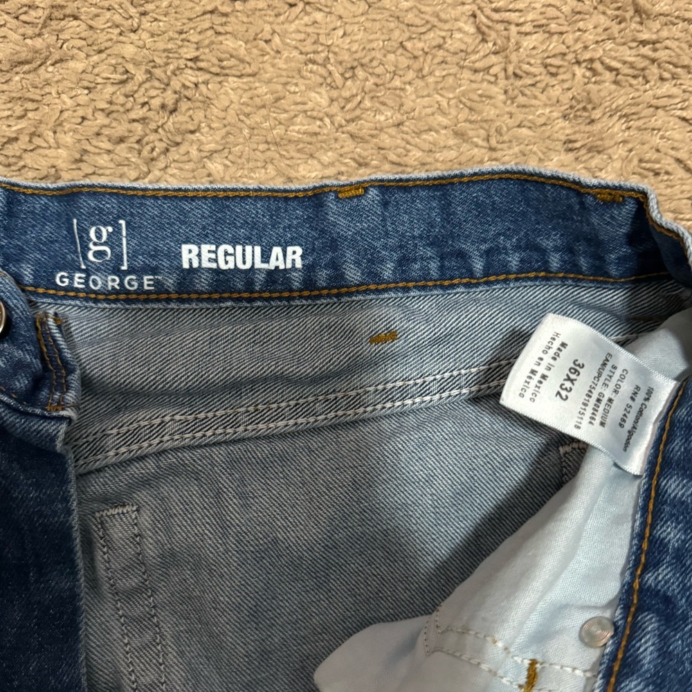 Men’s regular jeans, size 36 x 32 - Picture 2 of 3